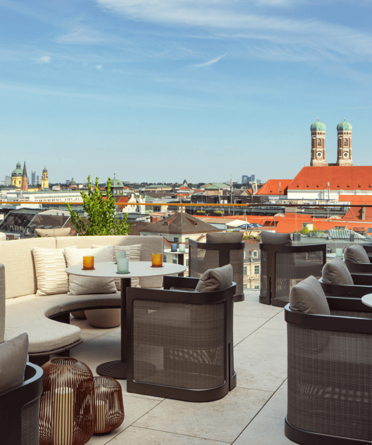 Dachterrasse vom Königshof in München