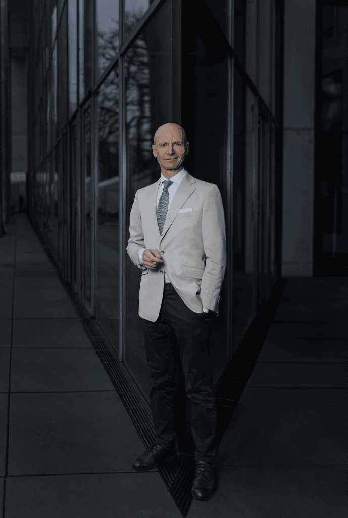 Dr. Gerd Kommer